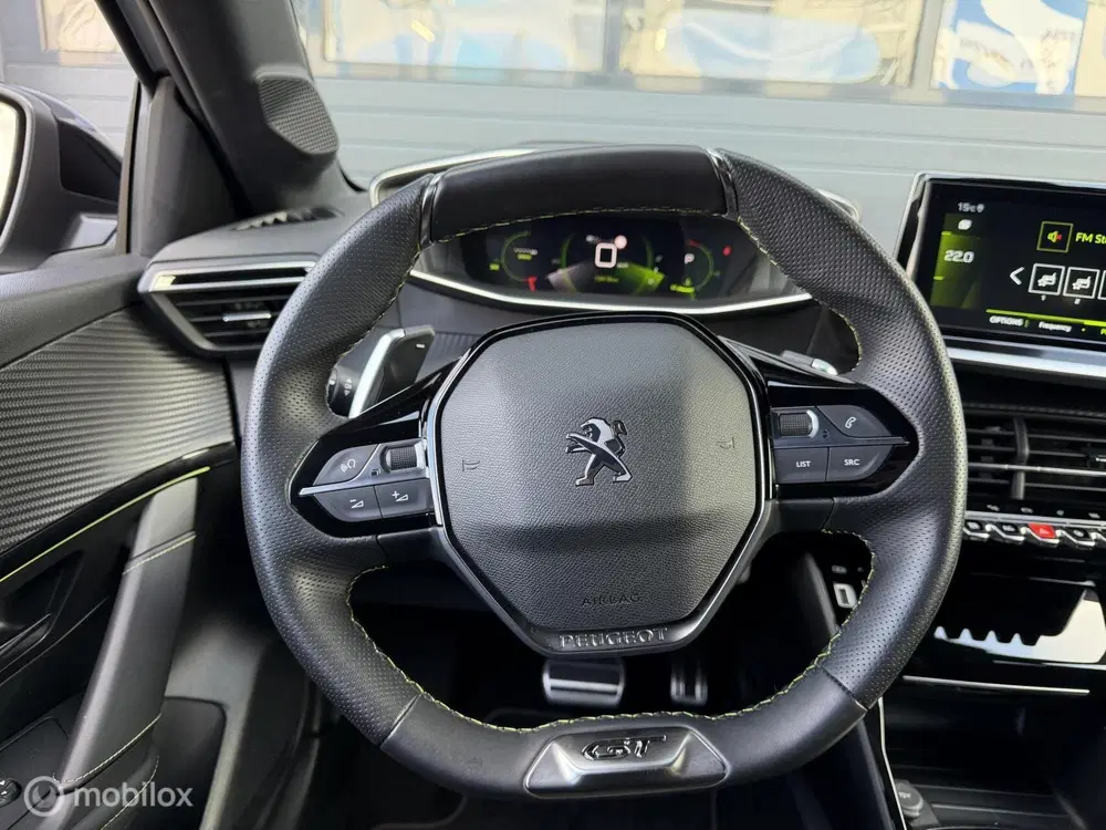 Peugeot 208 1.2 PureTech GT Pack uit 2022, foto 15