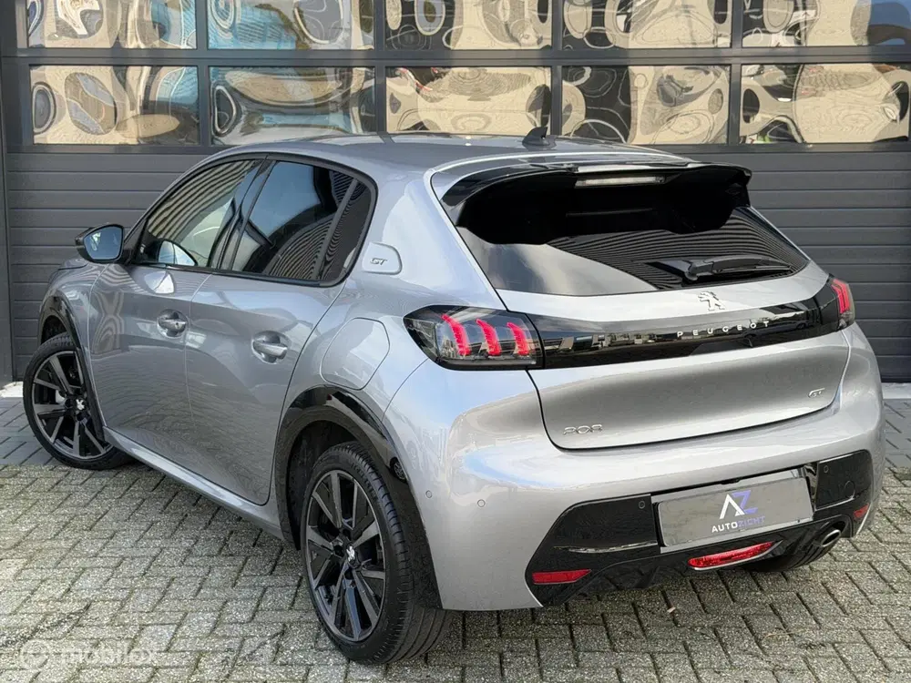 Peugeot 208 1.2 PureTech GT Pack uit 2022, foto 5