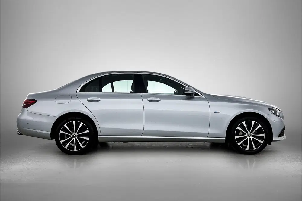 Mercedes-Benz E-Klasse 300 e Plug-In Hybride uit 2021, foto 12