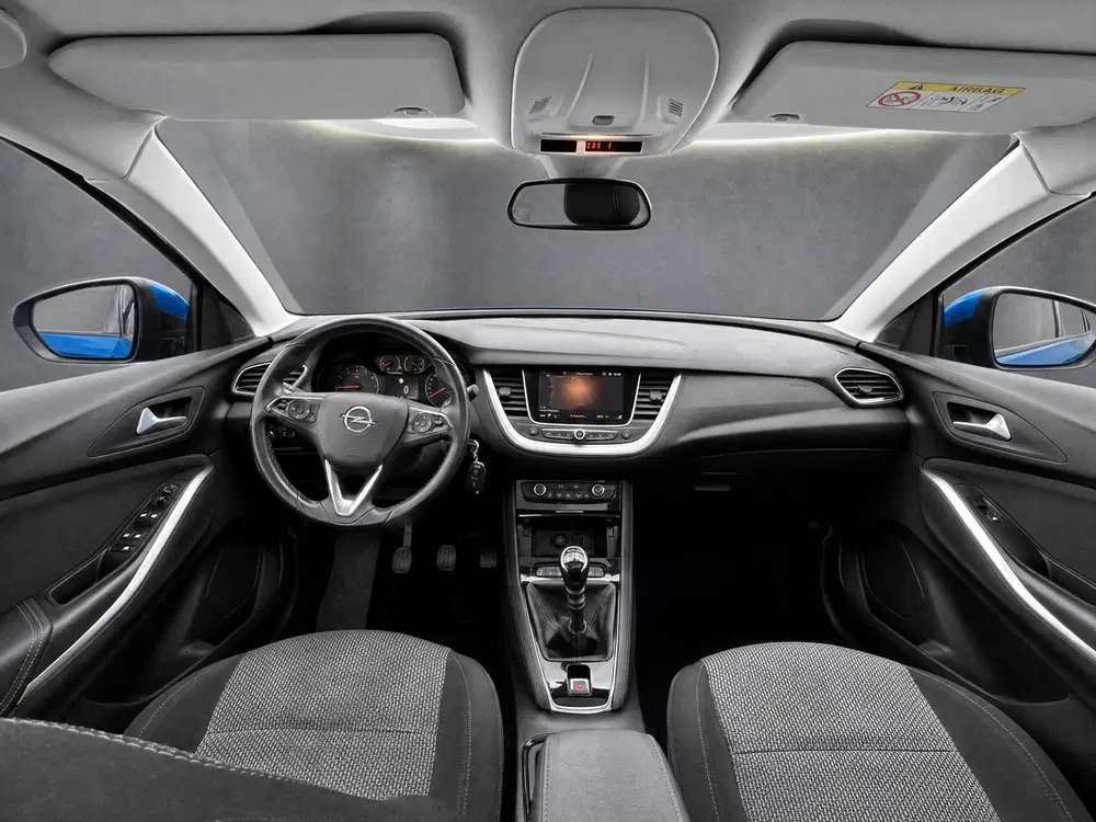 Opel Grandland 1.2 Turbo Ultimate met Panorama dak Camer uit 2019, foto 12