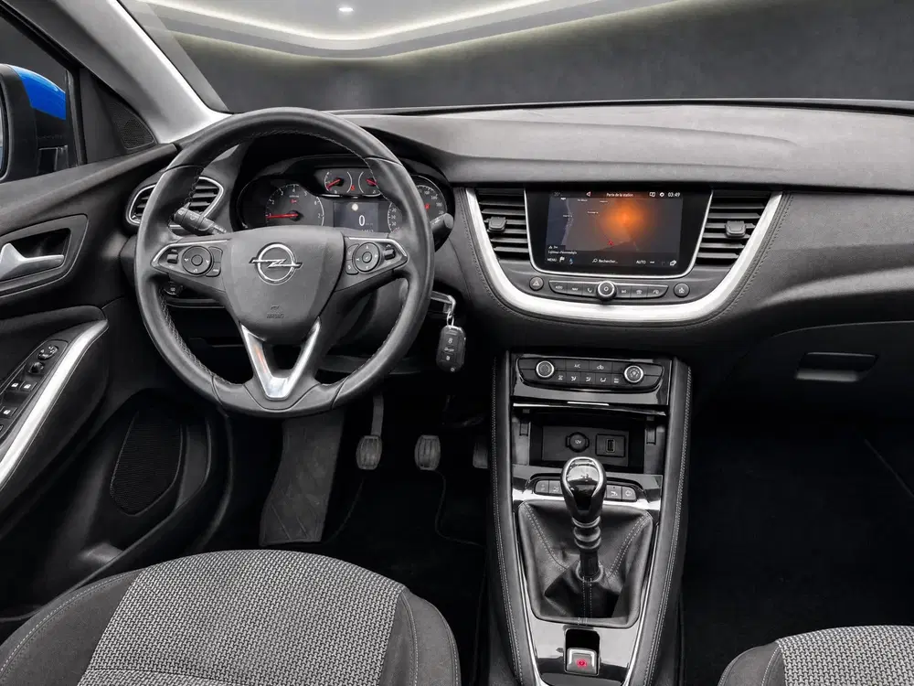 Opel Grandland 1.2 Turbo Ultimate met Panorama dak Camer uit 2019, foto 13