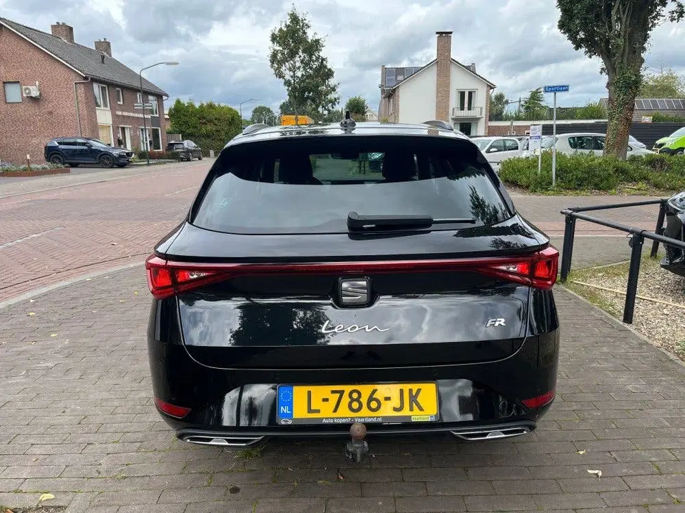 SEAT Leon SPORTSTOURER 1.5 TSI FR BUSINESS INT. 150P uit 2021, foto 5