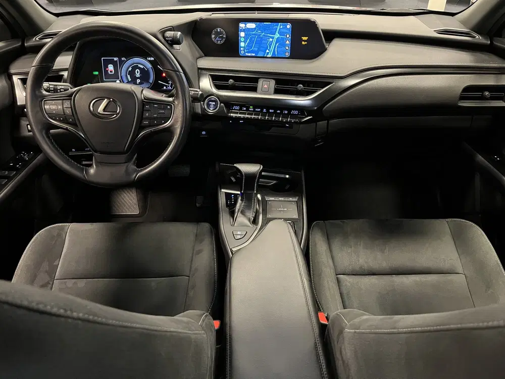 Lexus UX 250h Hybrid uit 2020, foto 15