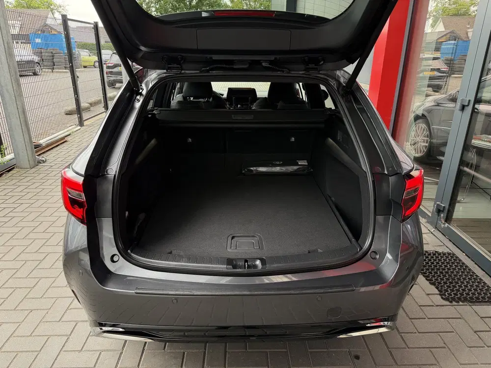 Toyota Corolla Hybrid 140 Dynamic (bj 2024) uit 2024, foto 6