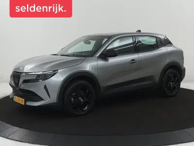 Alfa Romeo Junior 1.2 Turbo Hybrid Ibrida uit 2025