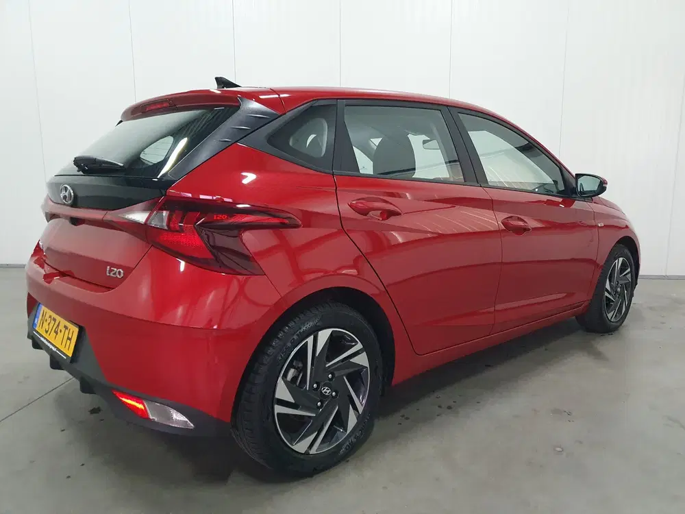 Hyundai i20 1.0 T-GDI Comfort CRUISE uit 2021, foto 2