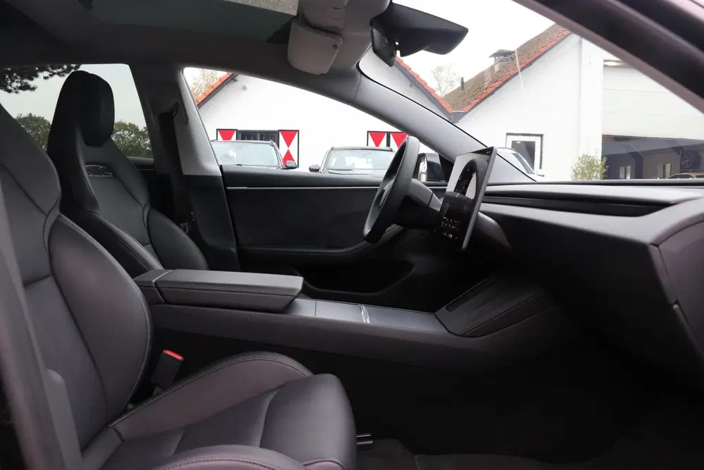 Tesla Model 3 Performance AWD 78 kWh uit 2024, foto 14