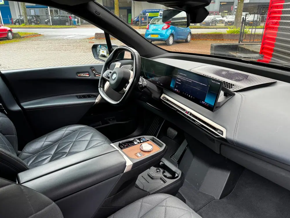 BMW iX M60 112 kWh uit 2023, foto 6