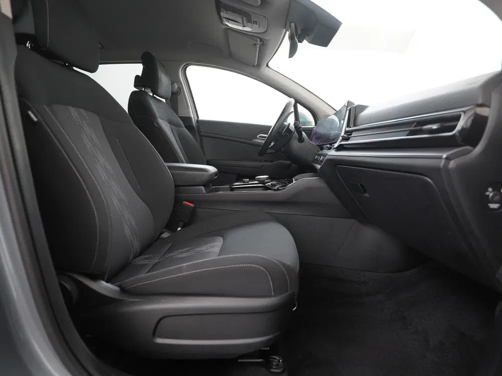 Kia Sportage 1.6 T-GDi Hybrid DynamicLine uit 2023, foto 3