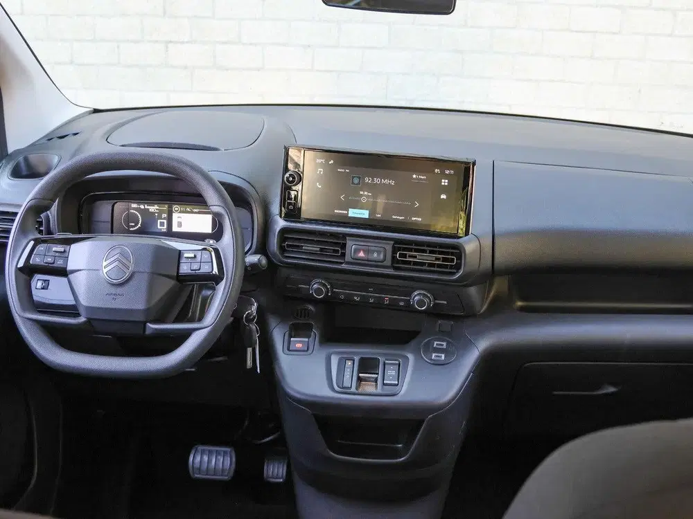 Citroën Berlingo Feel L1 50 kWh 136pk uit 2025, foto 12