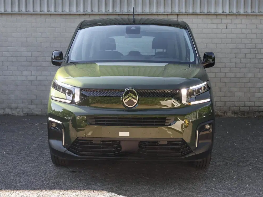 Citroën Berlingo Feel L1 50 kWh 136pk uit 2025, foto 6