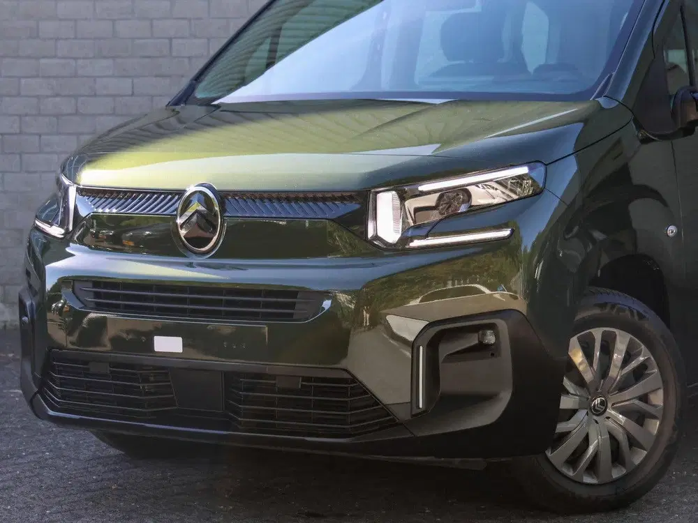 Citroën Berlingo Feel L1 50 kWh 136pk uit 2025, foto 7