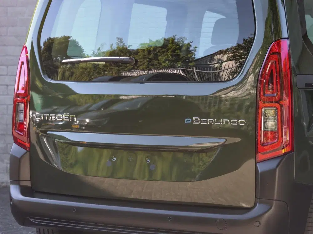 Citroën Berlingo Feel L1 50 kWh 136pk uit 2025, foto 8