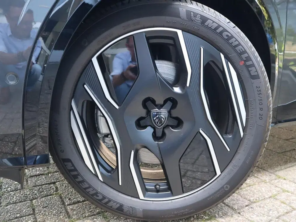 Peugeot 3008 Launch Edition EV 73 kWh 325pk Dual Motor uit 2026, foto 12