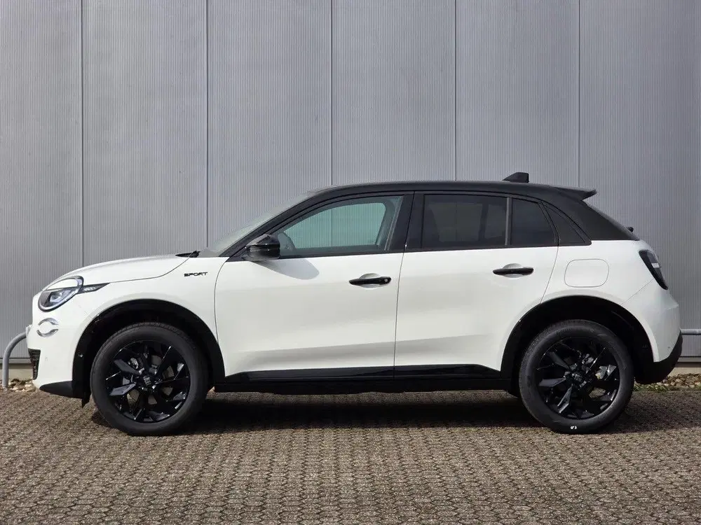 Fiat 600 1.2 Hybrid Sport uit 2026, foto 3