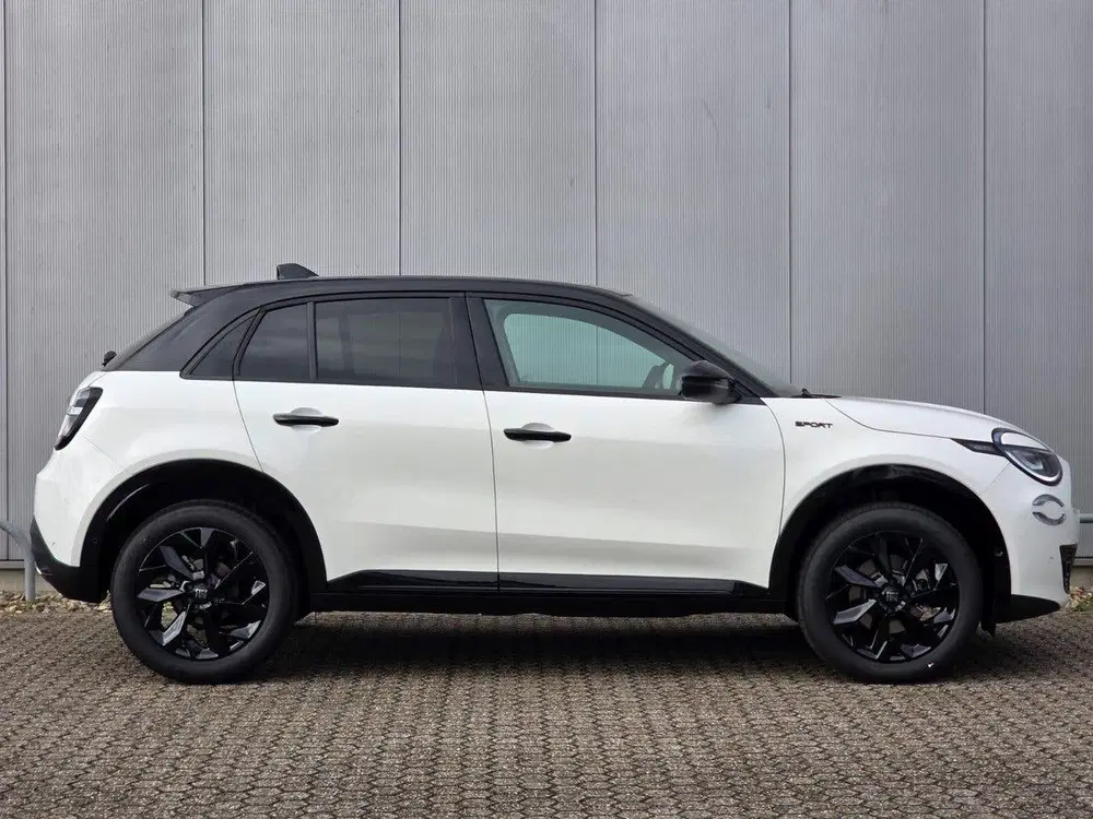 Fiat 600 1.2 Hybrid Sport uit 2026, foto 4