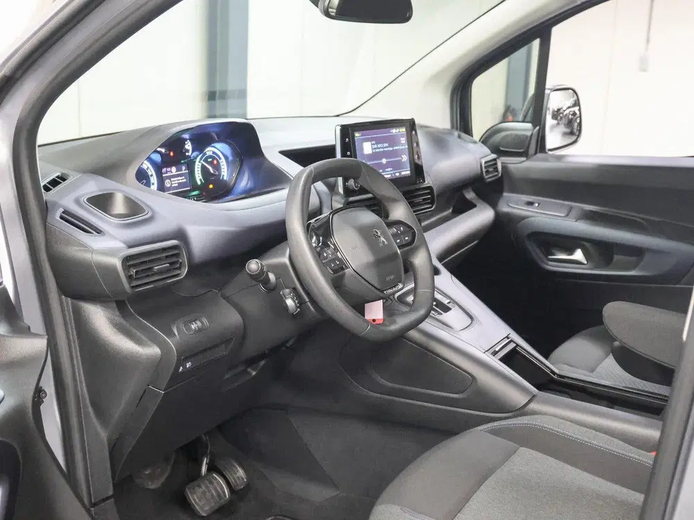 Peugeot Rifter EV Allure Pack 50 kWh 136PK uit 2023, foto 12