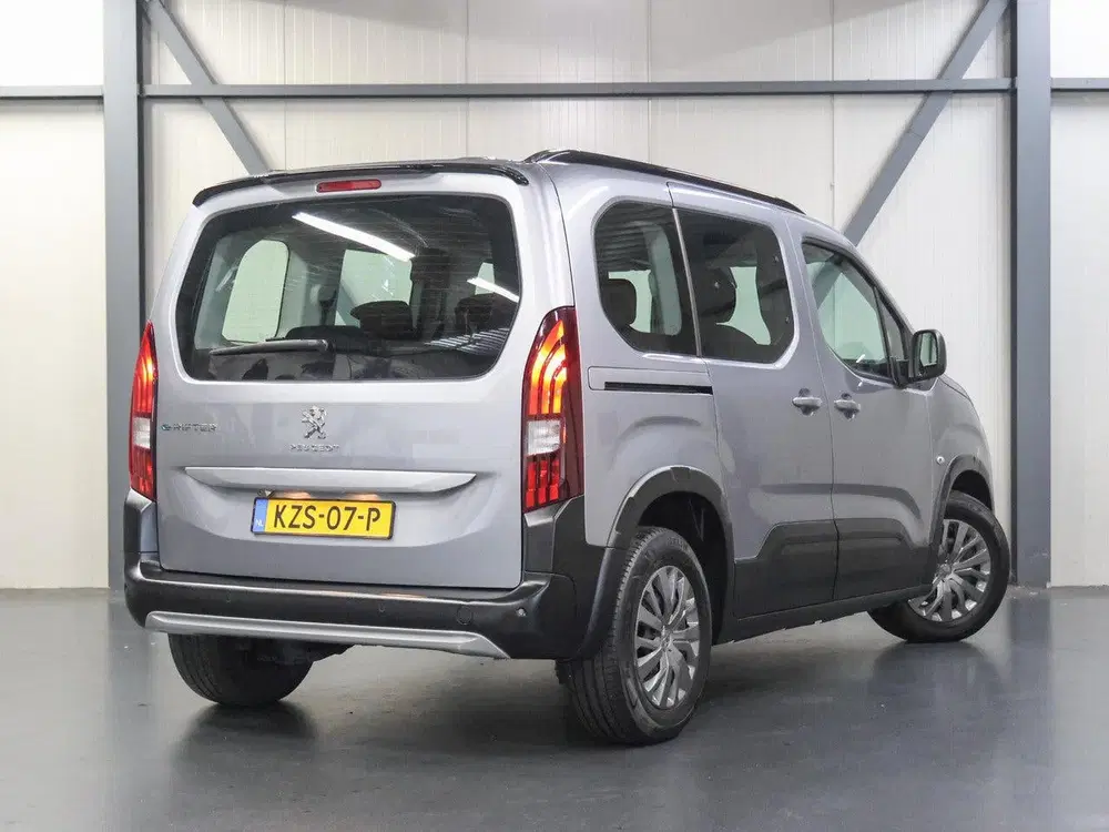 Peugeot Rifter EV Allure Pack 50 kWh 136PK uit 2023, foto 3