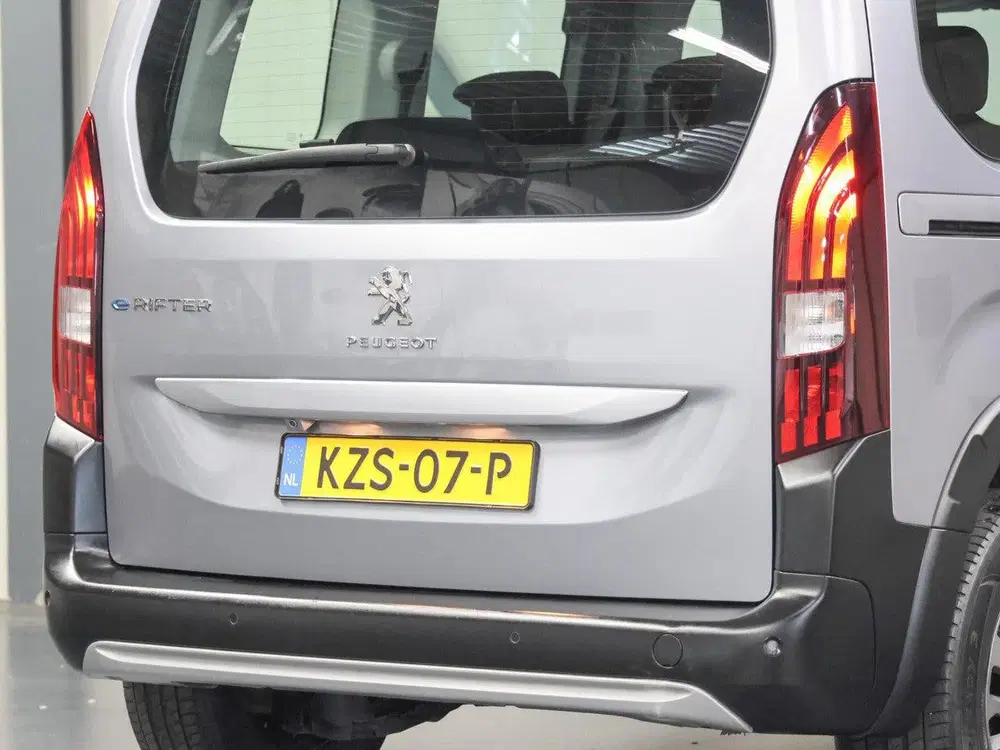 Peugeot Rifter EV Allure Pack 50 kWh 136PK uit 2023, foto 8