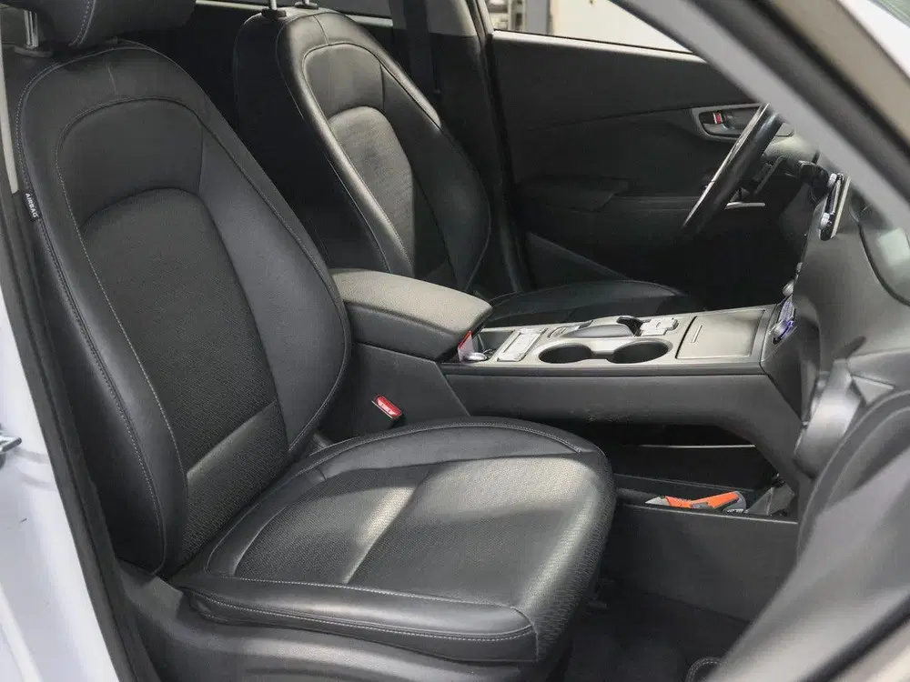 Hyundai KONA Limited 64kWh 201PK uit 2020, foto 11