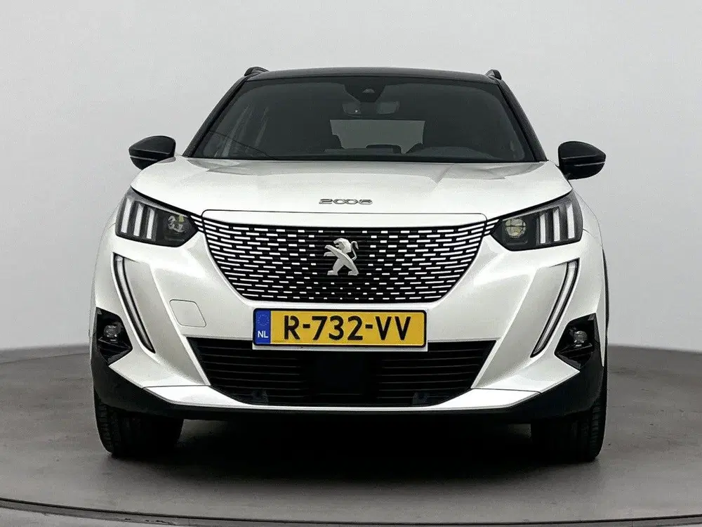 Peugeot 2008 SUV EV GT Pack 50 kWh 136pk uit 2023, foto 10
