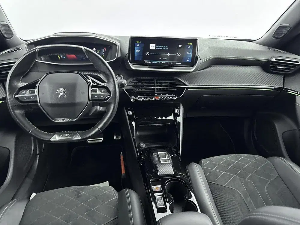 Peugeot 2008 SUV EV GT Pack 50 kWh 136pk uit 2023, foto 13