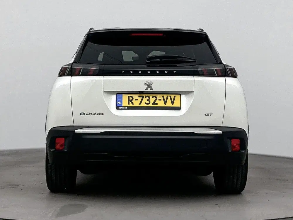Peugeot 2008 SUV EV GT Pack 50 kWh 136pk uit 2023, foto 6