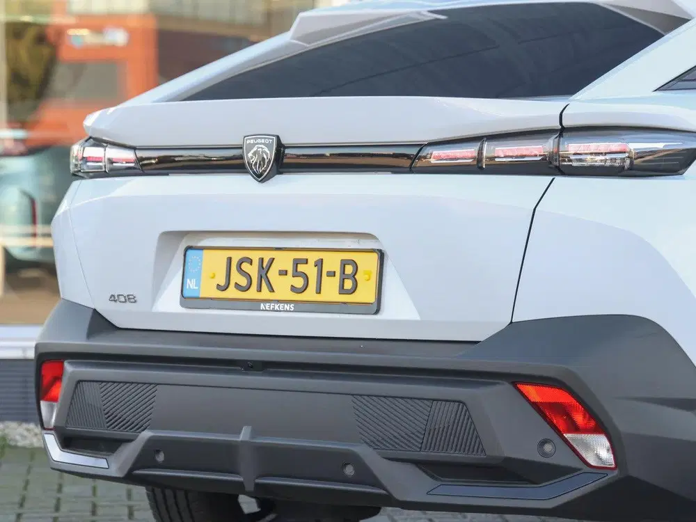 Peugeot 408 1.2 Hybrid 145 e-DCS6 Allure Demo deal uit 2025, foto 6