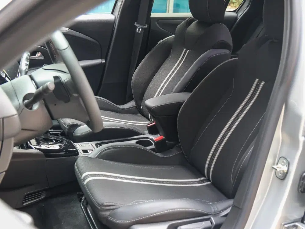 Opel Corsa GS 145pk Hybrid uit 2026, foto 12