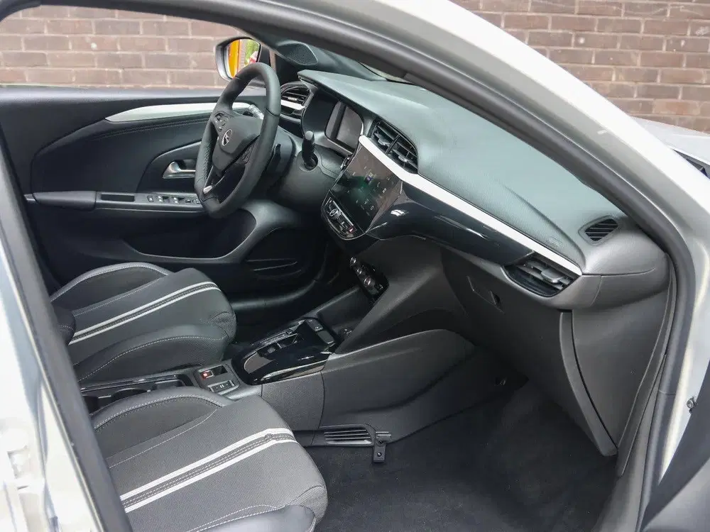 Opel Corsa GS 145pk Hybrid uit 2026, foto 9