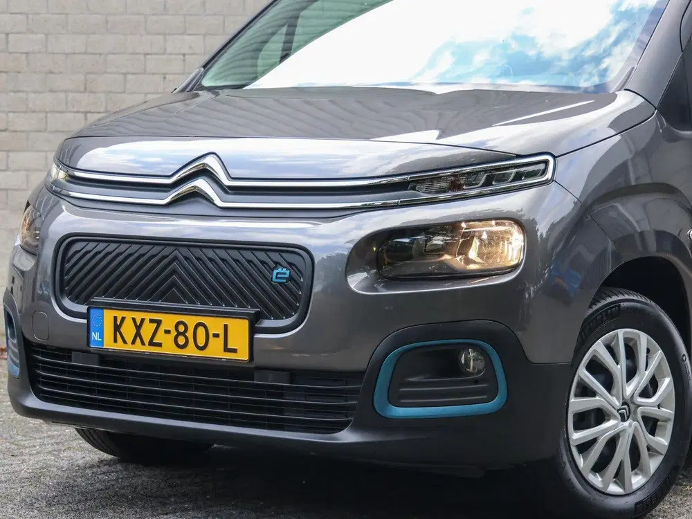 Citroën Berlingo XL Feel 50 kWh 136pk uit 2022, foto 7