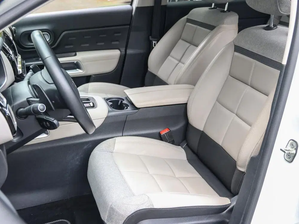 Citroën C5 Aircross 1.6 225pk Hybrid Shine uit 2021, foto 14