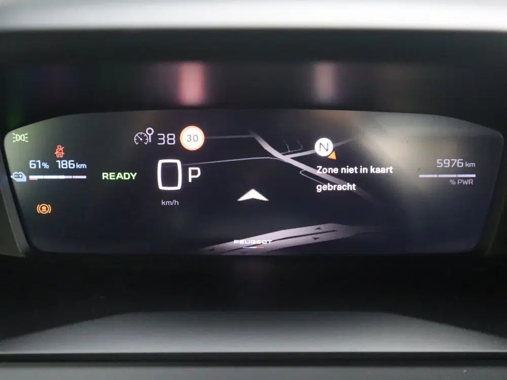 Peugeot 2008 Allure EV 50kWh 136pk uit 2025, foto 14