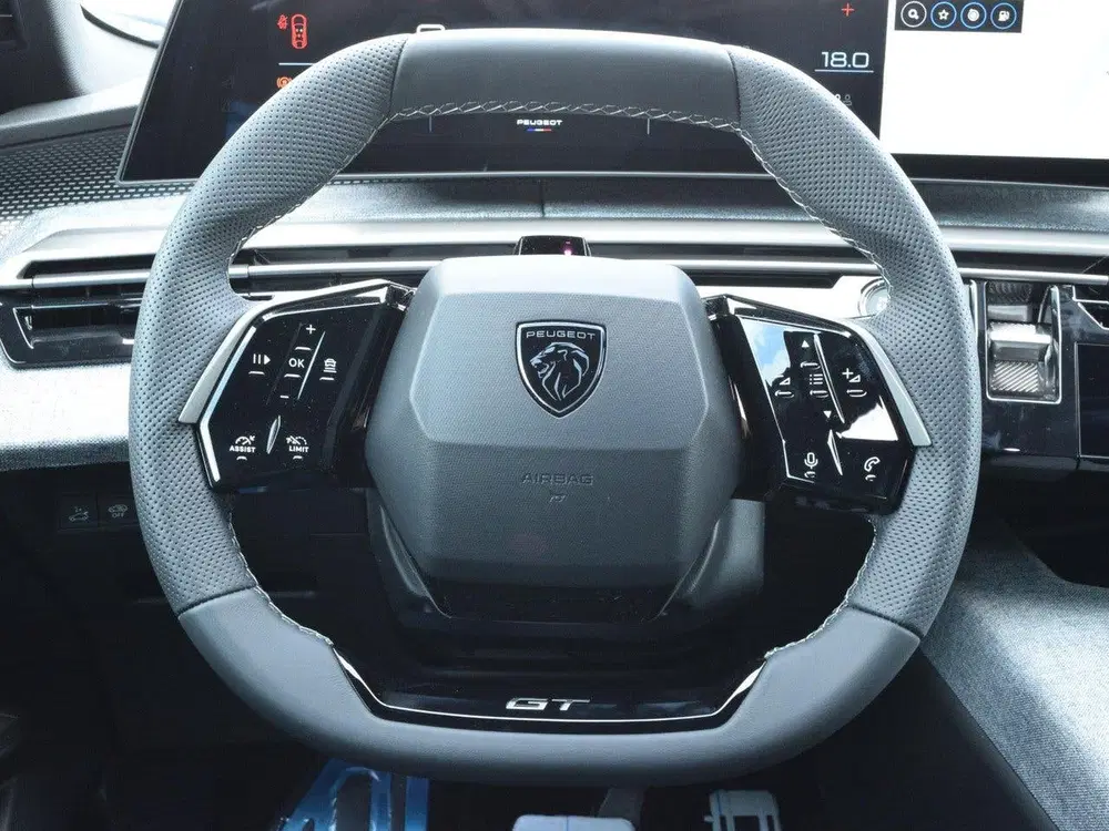 Peugeot 3008 1.2 Hybrid 145 GT Exclusive LEDEREN BEKLED uit 2026, foto 7
