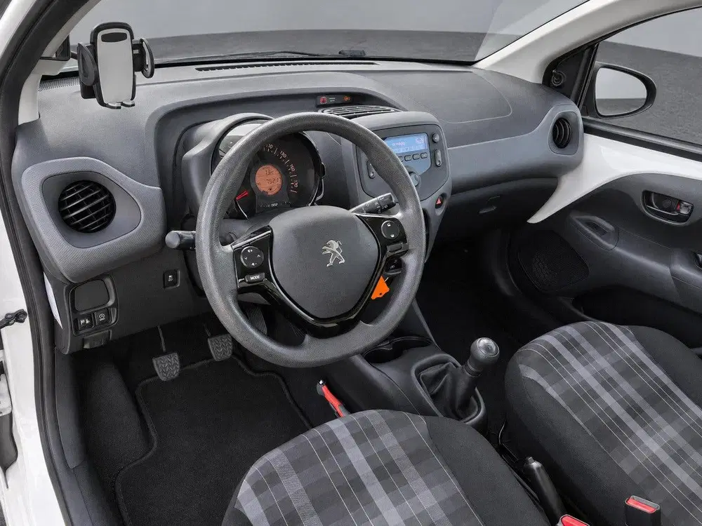 Peugeot 108 1.0 e-VTi Active Airco uit 2020, foto 13