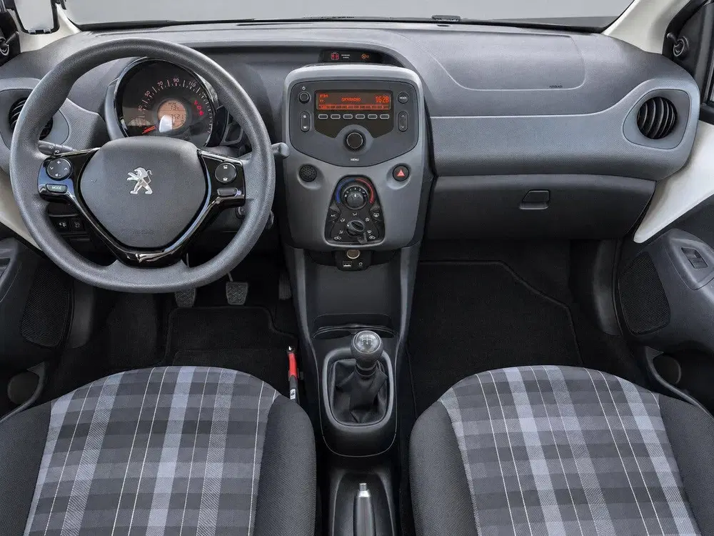 Peugeot 108 1.0 e-VTi Active Airco uit 2020, foto 15