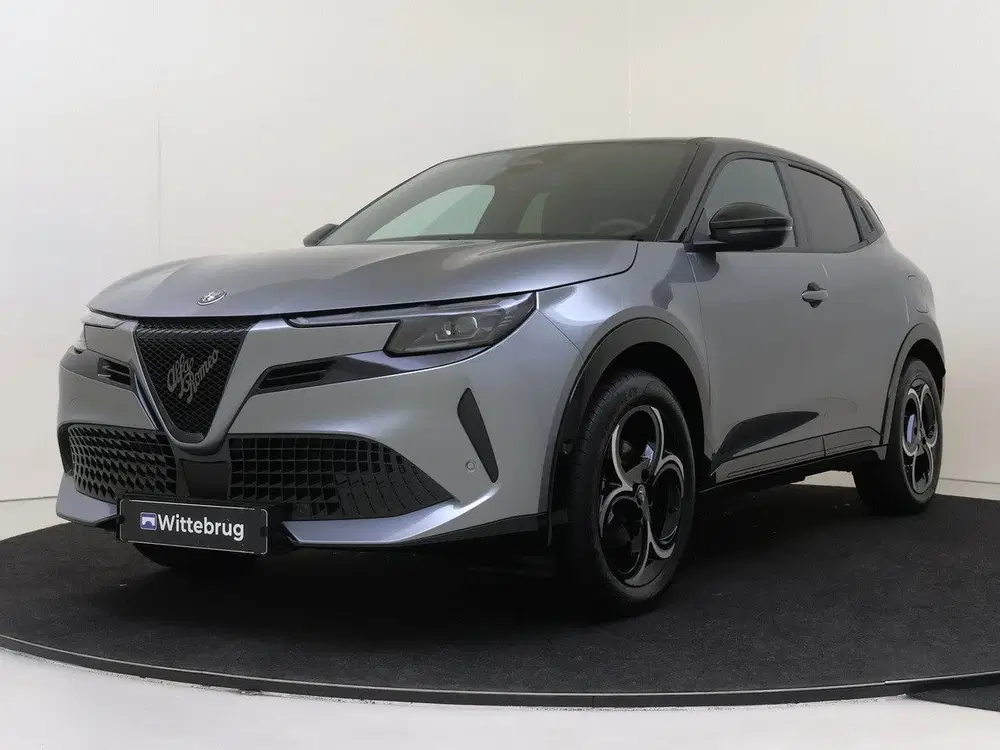Alfa Romeo Junior Elettrica Ti 54 kWh Direct rijden uit 2026