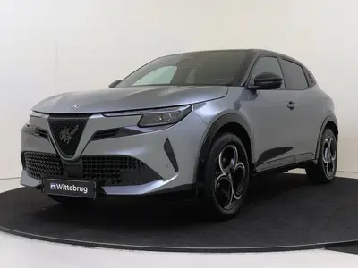 Alfa Romeo Junior Elettrica Ti 54 kWh Direct rijden uit 2026