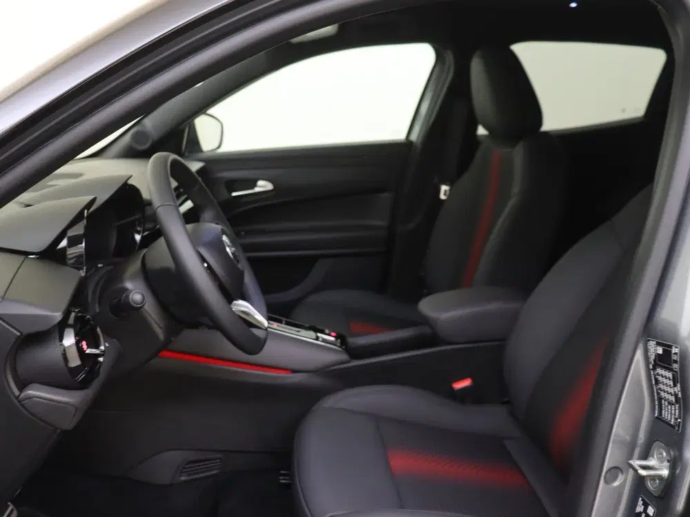 Alfa Romeo Junior Elettrica Ti 54 kWh Direct rijden uit 2026, foto 10