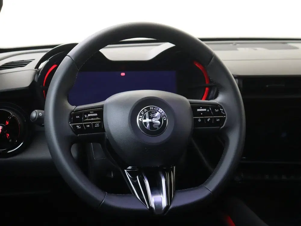 Alfa Romeo Junior Elettrica Ti 54 kWh Direct rijden uit 2026, foto 6