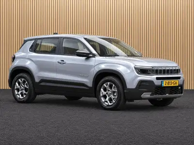 Jeep Avenger Longitude Business Pack 54 kWh uit 2024