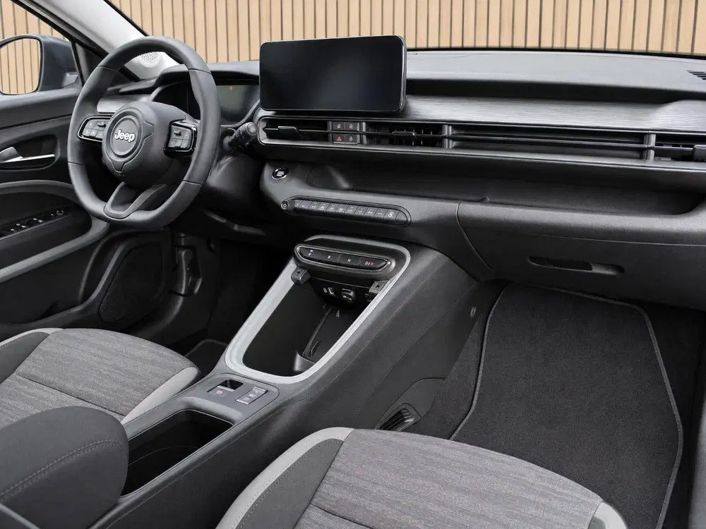 Jeep Avenger Longitude Business Pack 54 kWh uit 2024, foto 3