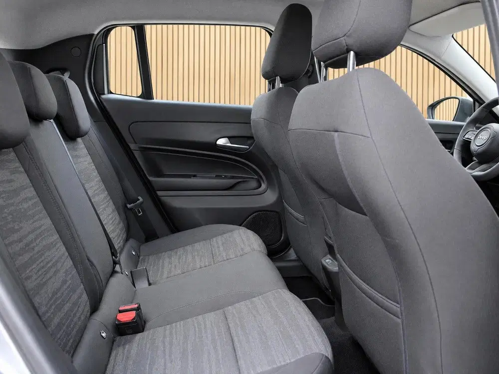 Jeep Avenger Longitude Business Pack 54 kWh uit 2024, foto 8