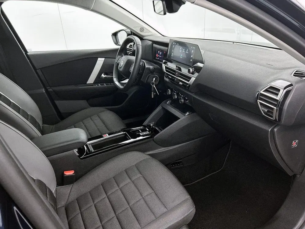 Citroën C4 1.2 Hybrid 145pk Plus Automaat uit 2025, foto 12