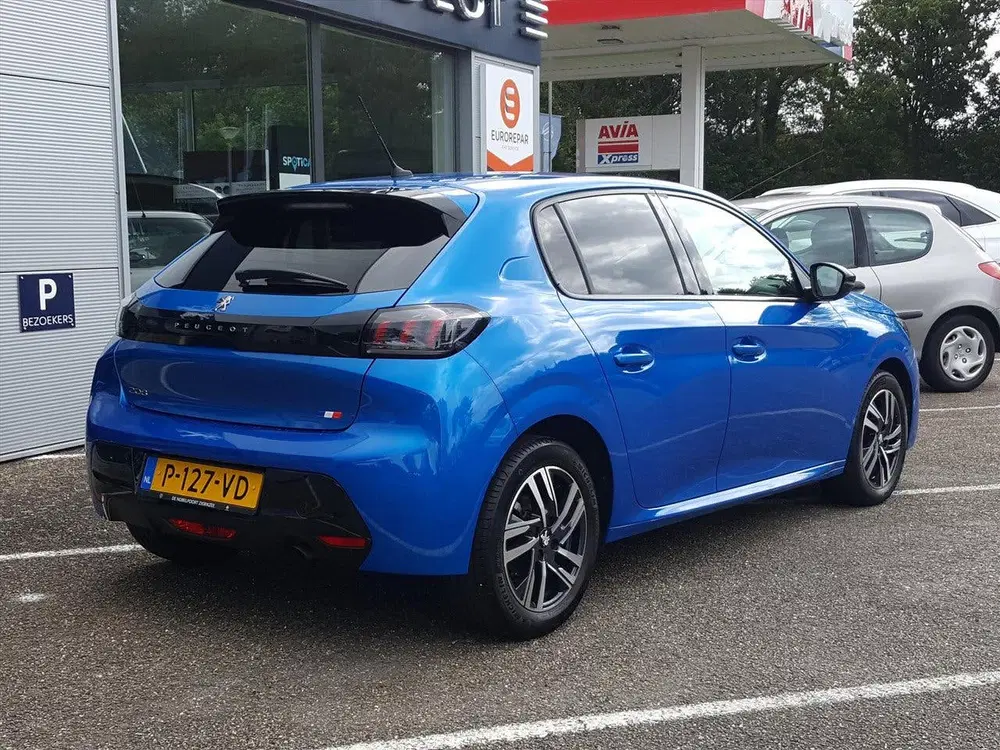 Peugeot 208 ALLURE 1.2-100pk Apple Carplay & Android A uit 2022, foto 3