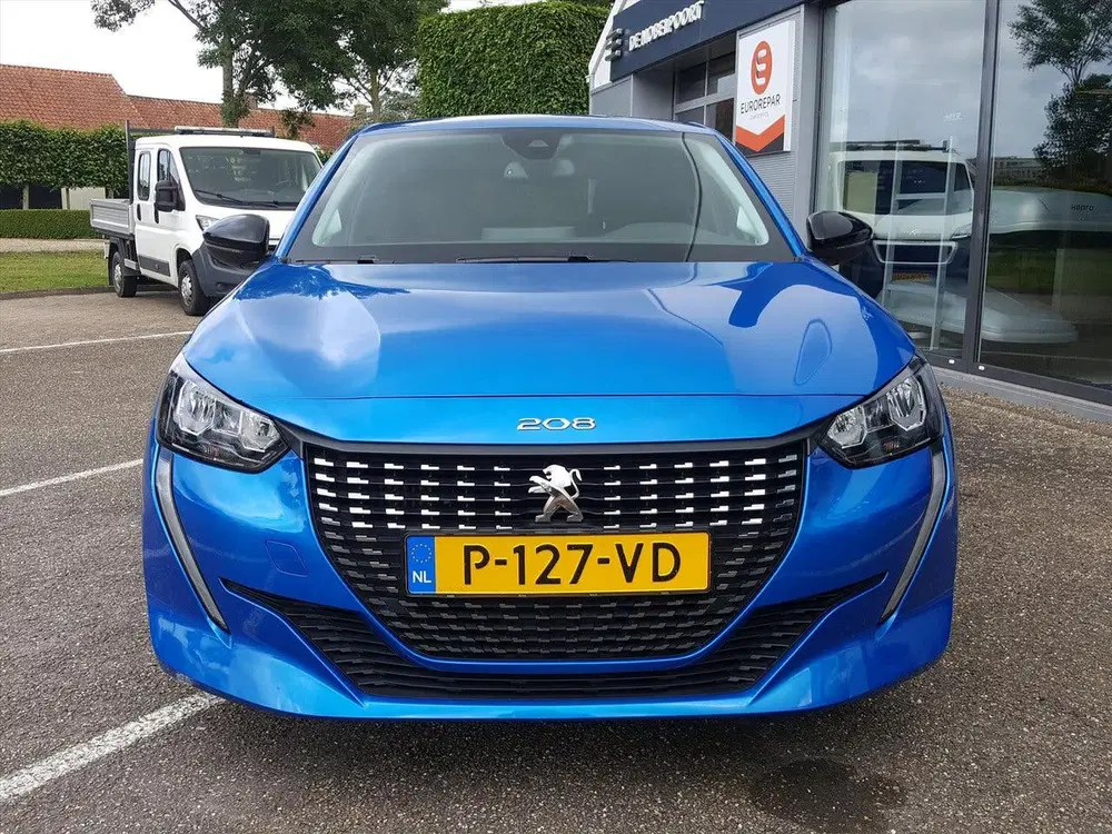 Peugeot 208 ALLURE 1.2-100pk Apple Carplay & Android A uit 2022, foto 9