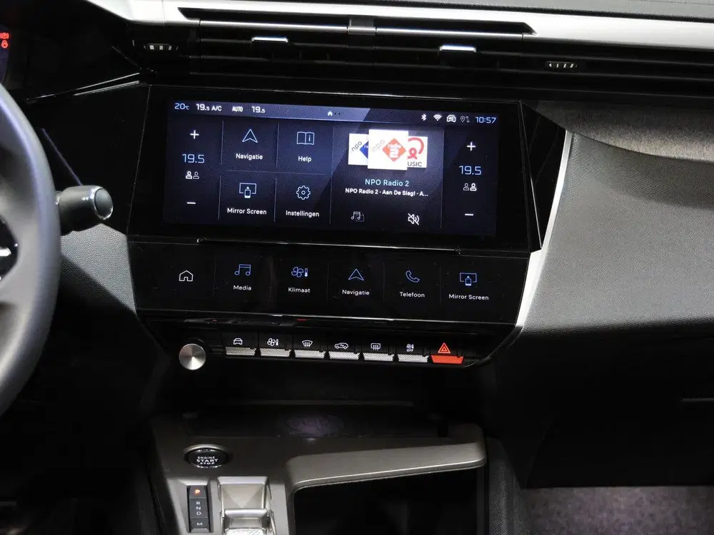Peugeot 408 1.2 Hybrid Allure 145PK uit 2025, foto 14