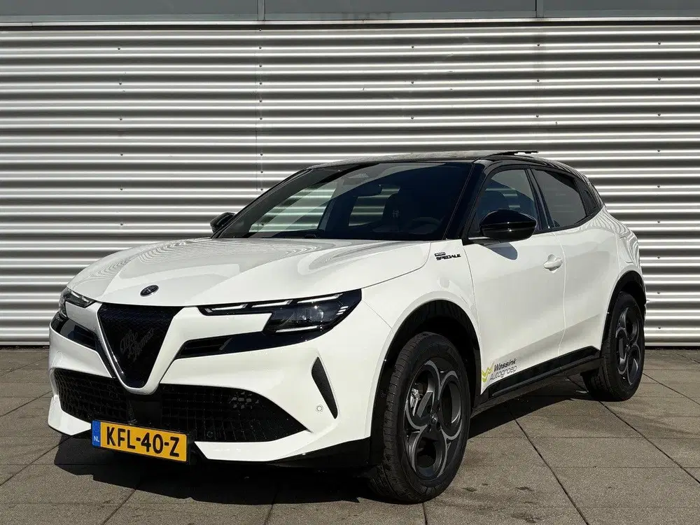 Alfa Romeo Junior 1.2 Turbo Hybrid Ibrida Sport Speciale uit 2026
