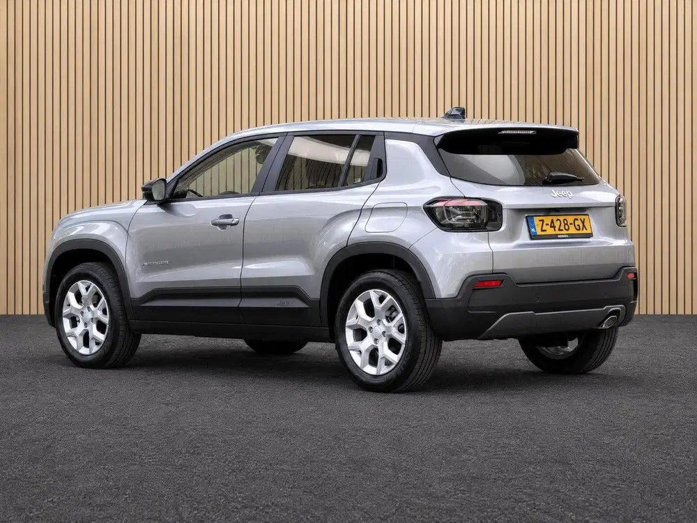 Jeep Avenger 1.2 Longitude uit 2024, foto 2