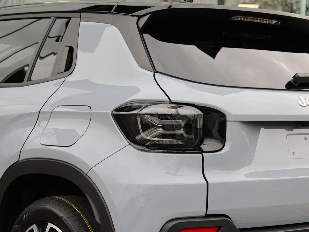 Jeep Avenger 1.2 e-Hybrid Summit VOORRAAD KORTING (bj 2 uit 2026, foto 12